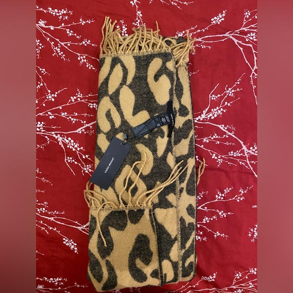 Vero Moda Scarf NEW WITH TAG - Picture 1 of 2